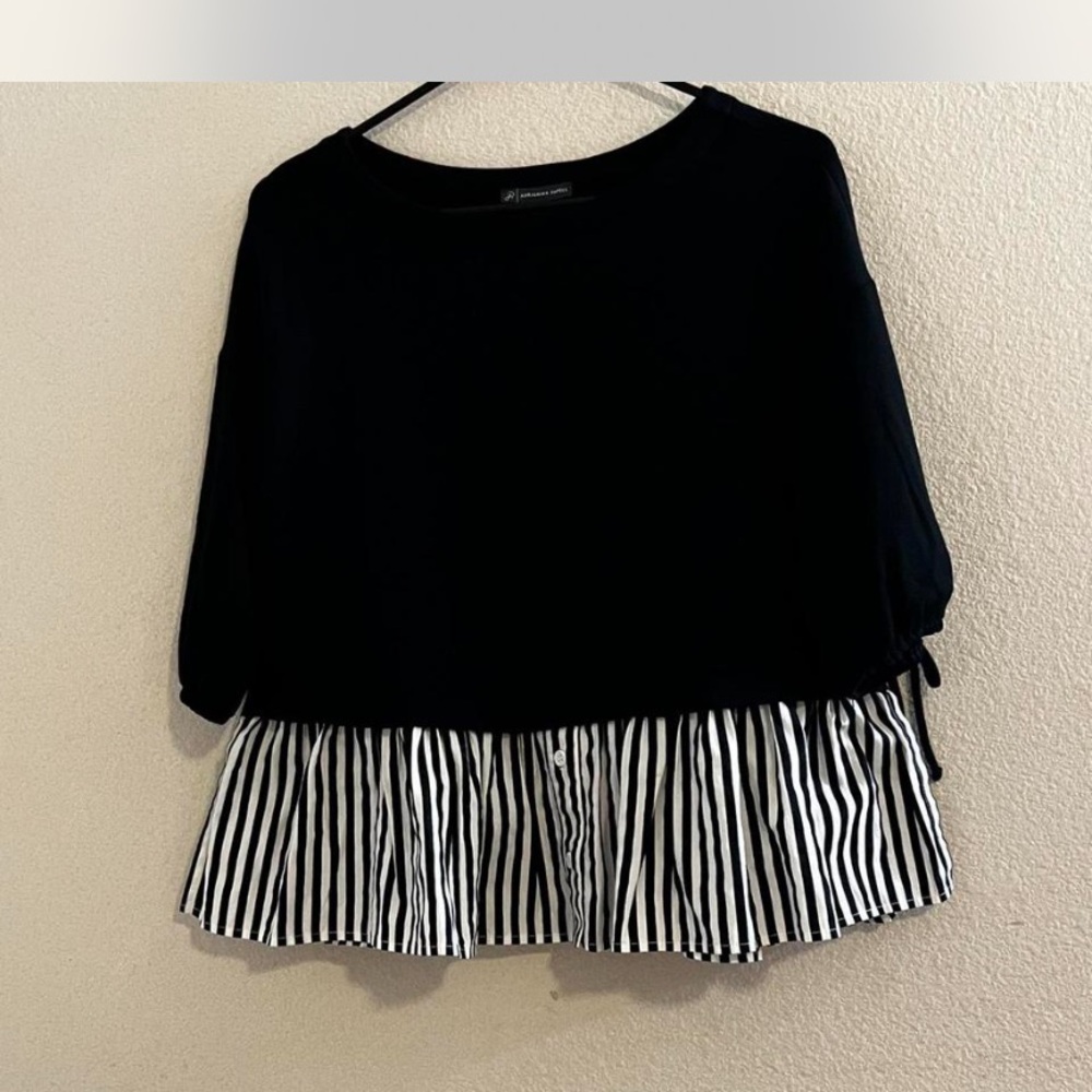 Adrianna Papell Elegant Black Garment